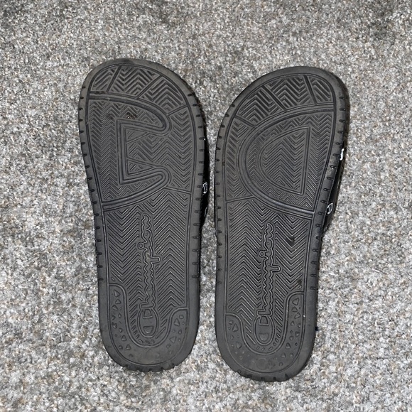 Slides/ sandals - Picture 2 of 3